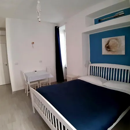 Bed and breakfast A Due Passi Da