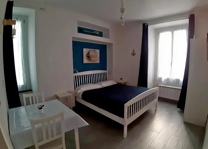 A Due Passi Da Bed & Breakfast 3*