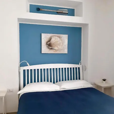 Bed & Breakfast A Due Passi Da