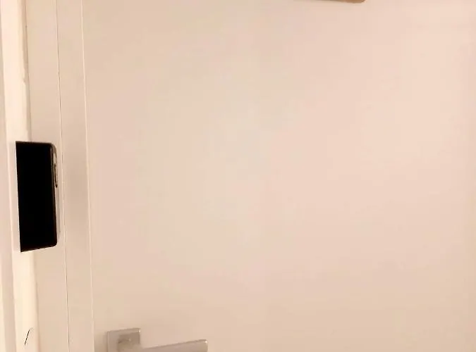 A Due Passi Da B&B 제노바